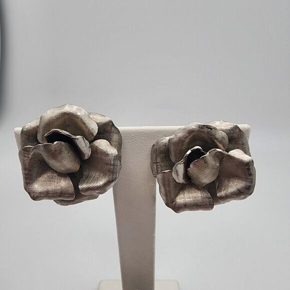 Vintage Napier Sterling Silver Flower Brooch & Clip-On Earrings Set - Picture 2 of 7